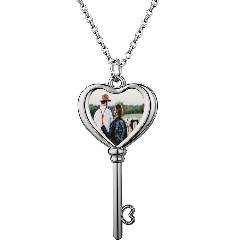 Custom Name Necklace Personalized 3D Engraved Bar Plated Necklace Father's Day Gifts Customized Name Jewelry Gift for Women Men