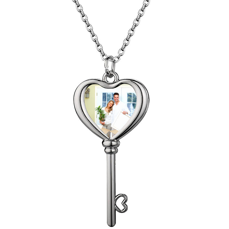 Personalized Locket Necklace, Heart Locket Necklace with Photo, Engraved Locket, Handmade Jewelry, Memorial Gift, Christmas Gift for Mom