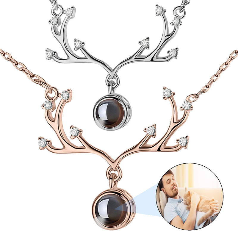 Locket Necklace for Women, Vinatge Heart Oval Butterfly Angel Engraved Pendant that Holds Picture Photo Locket Memorial Necklace Personalized Jewelry Birthday Gifts