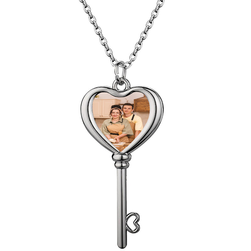 Oval Locket with Photo ? Personalized Picture Locket Necklace ? Vintage Style Pendant ? Custom Memoir Locket ? Anniversary Gift