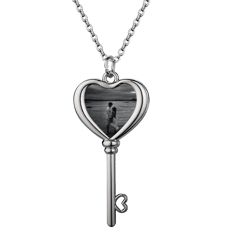 James Name Necklace ¨C Personalized Name Necklace, Custom Name Jewelry for Women, Minimal Nameplate Necklace Gift by Neckbella