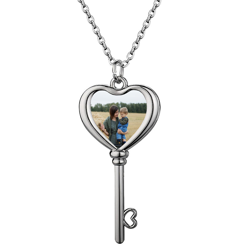 Custom Double Name Necklace with Heart, Solid , Couple Name Plate Pendant, Nameplate Necklace, Personalized Gift for Her