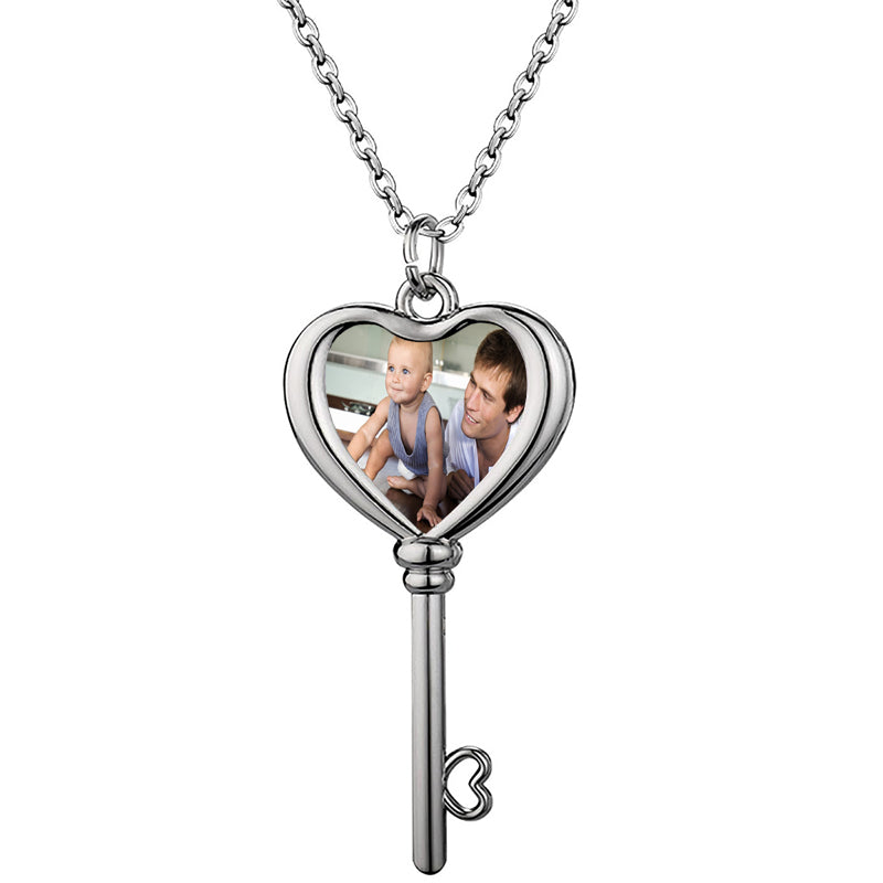 Gorilla Necklace, Personalized Gorilla Name Necklace, Custom Wildlife Pendant, Animal Jewelry, Unique Gift for Her, Jungle Lover Necklace